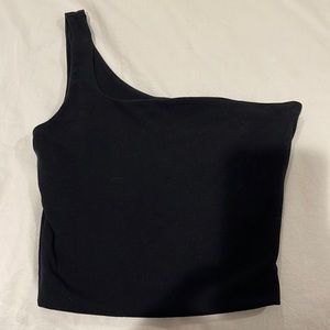One shoulder black crop top